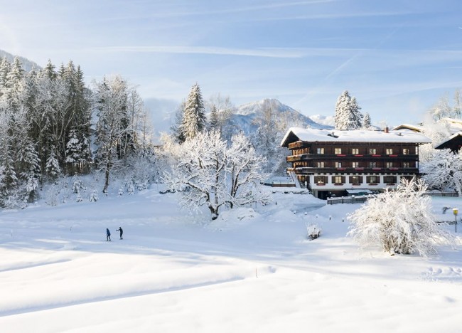 Langlaufloipe direkt vor dem Hotel © Marktl Photography