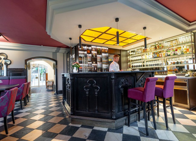 Bar im Weitmoser Schlössl