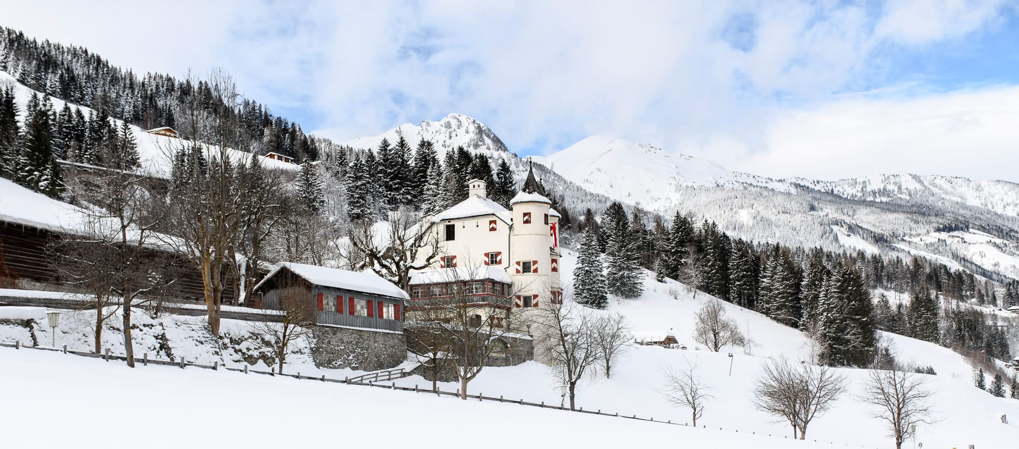 Winteraufnahme Weitmoser Schloss in Bad Hofgastein