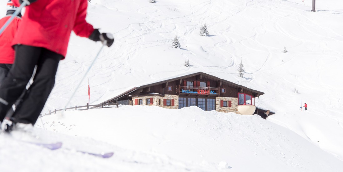 Skifahrer auf der Schlossalm